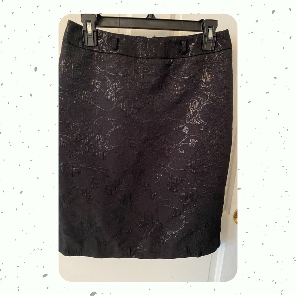 Black Patterned Pencil Skirt - Size 8